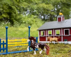Breyer Red Stable Playset