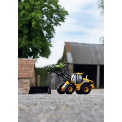 Britains JCB 419S Wheeled Loading shovel
