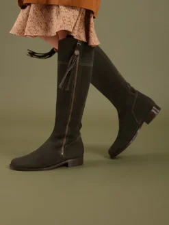 Fairfax & Favor Suede Regina Regular Fit AW24