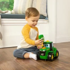 John Deere Key 'N Go Tractor