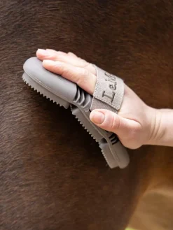 LeMieux Flexi Brushes SS24