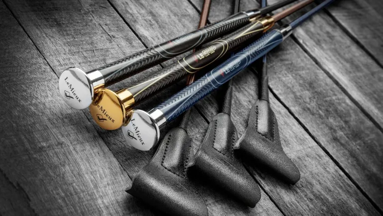 LeMieux LeGrip Jumping Whip